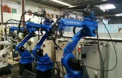  安川焊接机器人最初只应用于点焊