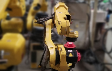 焊接机器人应用现状及发展趋势