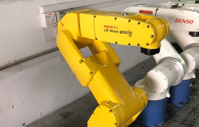 Fan Cheng Perfect fast palletizing application? Cooperative robots have tricks!